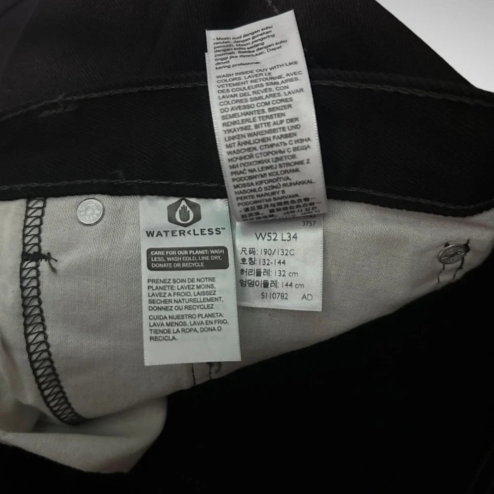Levis Jeans Men's 52 X 34 Solid Black 550 Relax Fit Brand new Y2K Baggy Straight